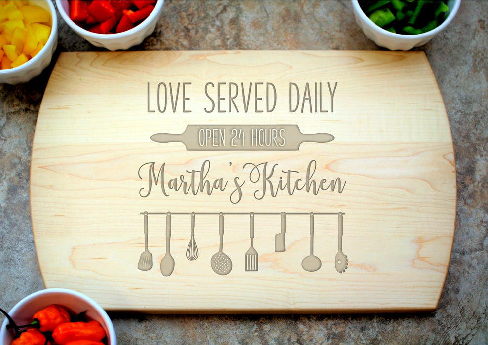 Mom's Kitchen | Personalized Laser Engraved Cutting Board